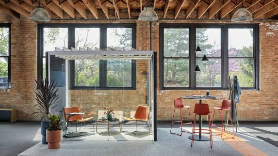 360 magazine pods 101: do's and don’ts for today’s office hot spot
