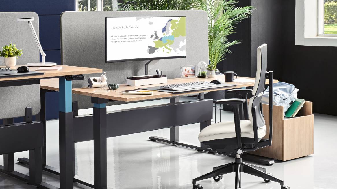 Migration SE HeightAdjustable Bench & Desk Steelcase