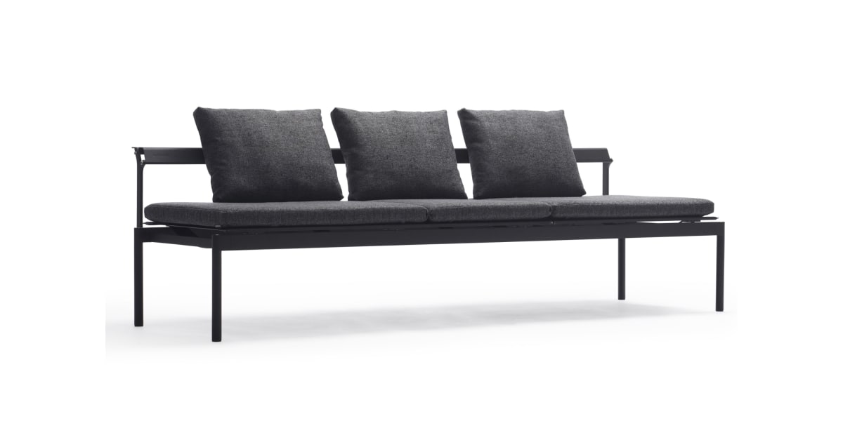 sol luna sunbed table by extremis steelcase