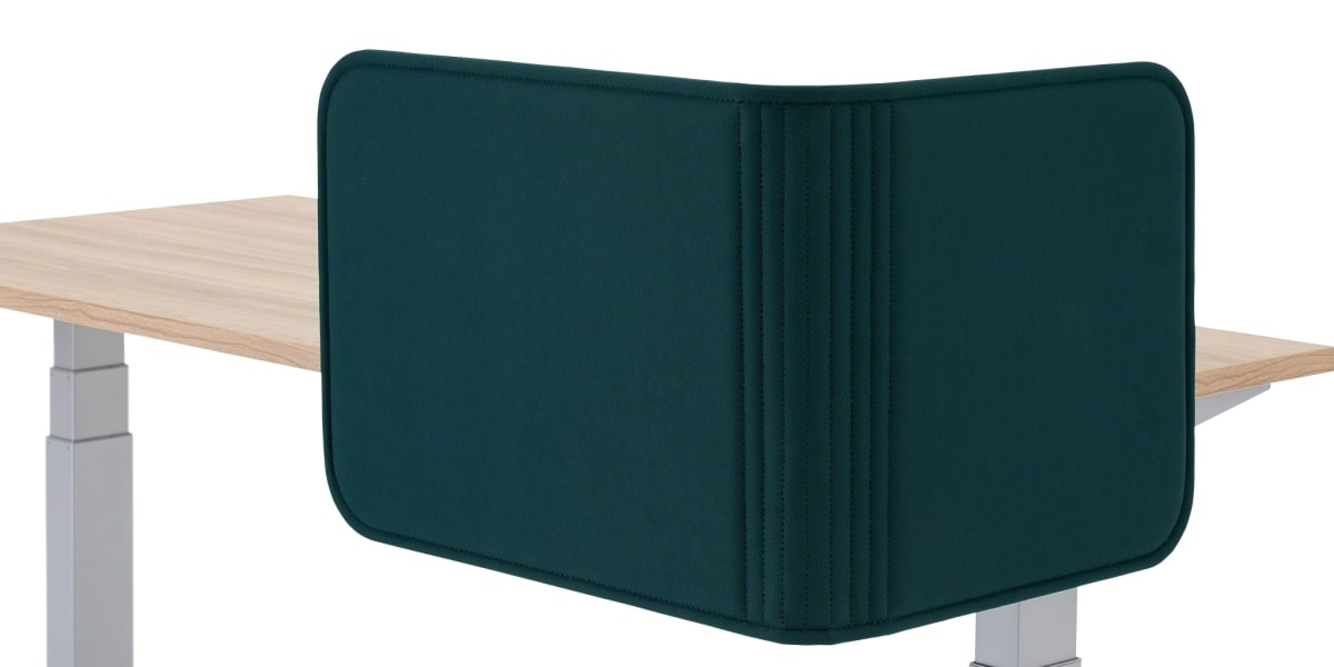 Migration SE Desk and Sarto Curved Screen