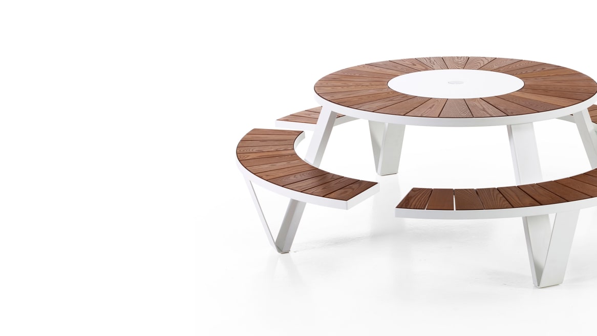 Pantagruel Round Picnic Table By Extremis Steelcase - picnic table mesh roblox id