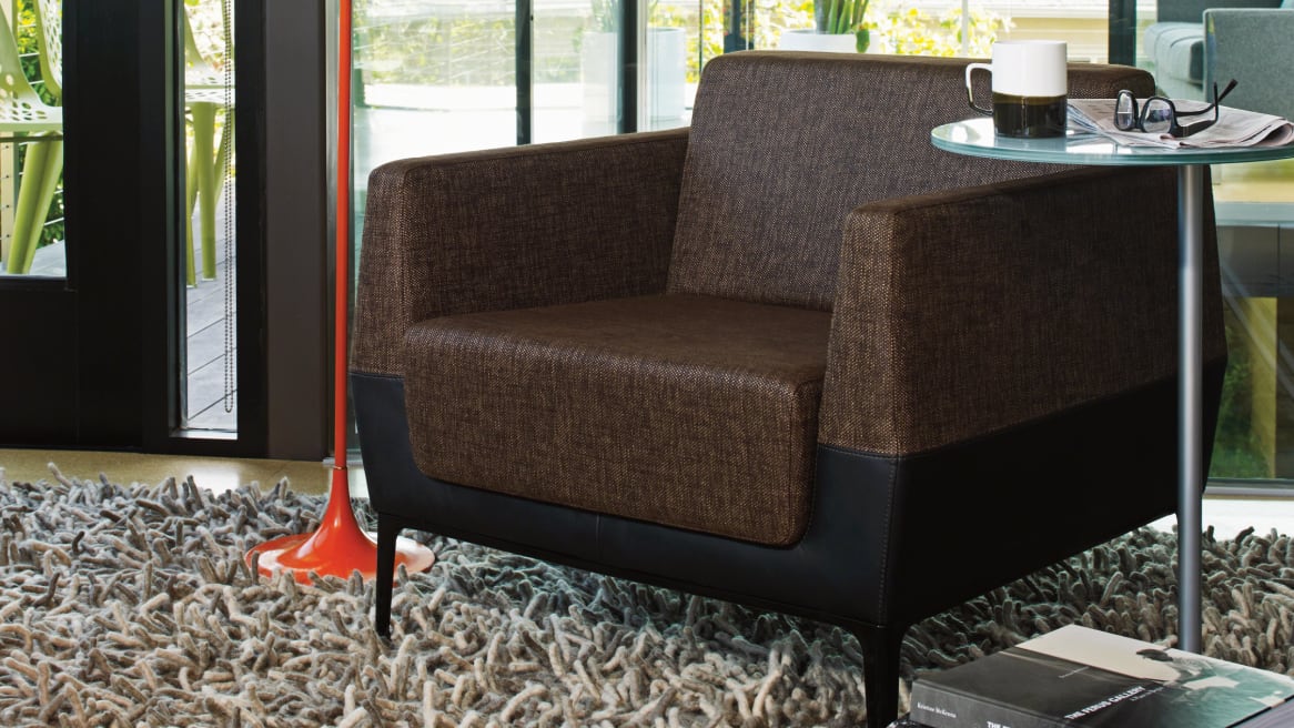 Visalia 3-Seat Lounge with Accent Fabric