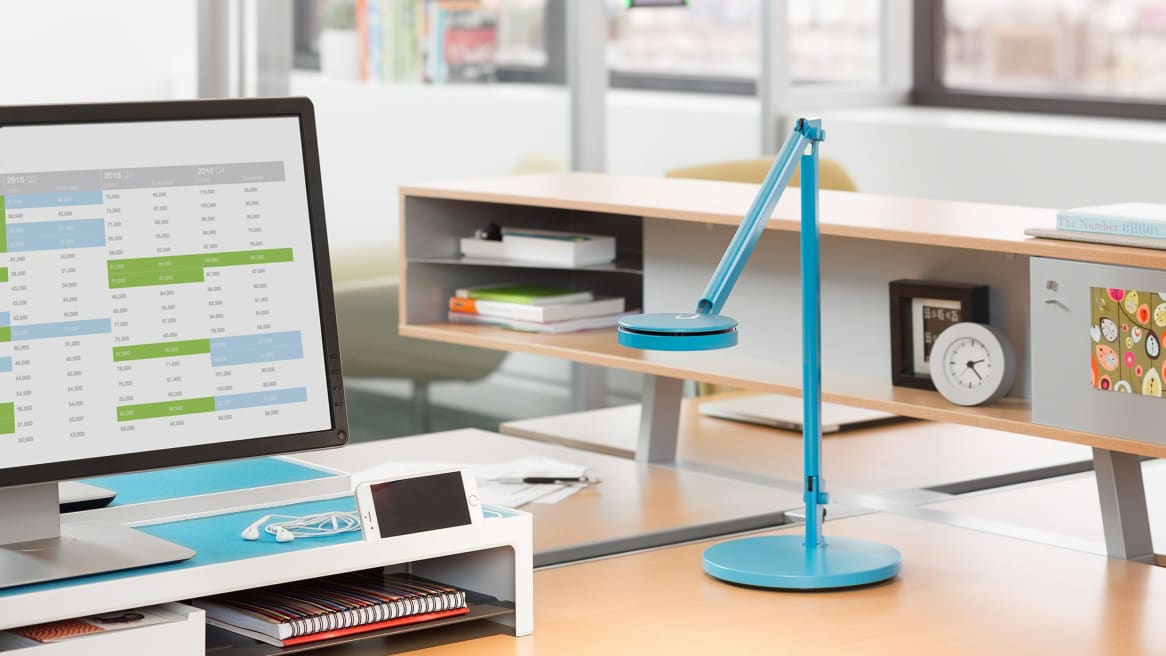 Dash LED Task Light, Freestanding Base With and Without Occupancy Sensor