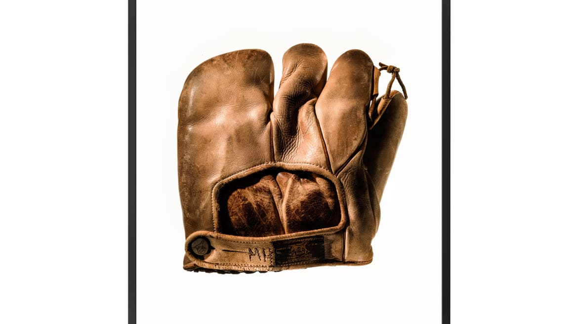 3 Finger Glove 1920 Front