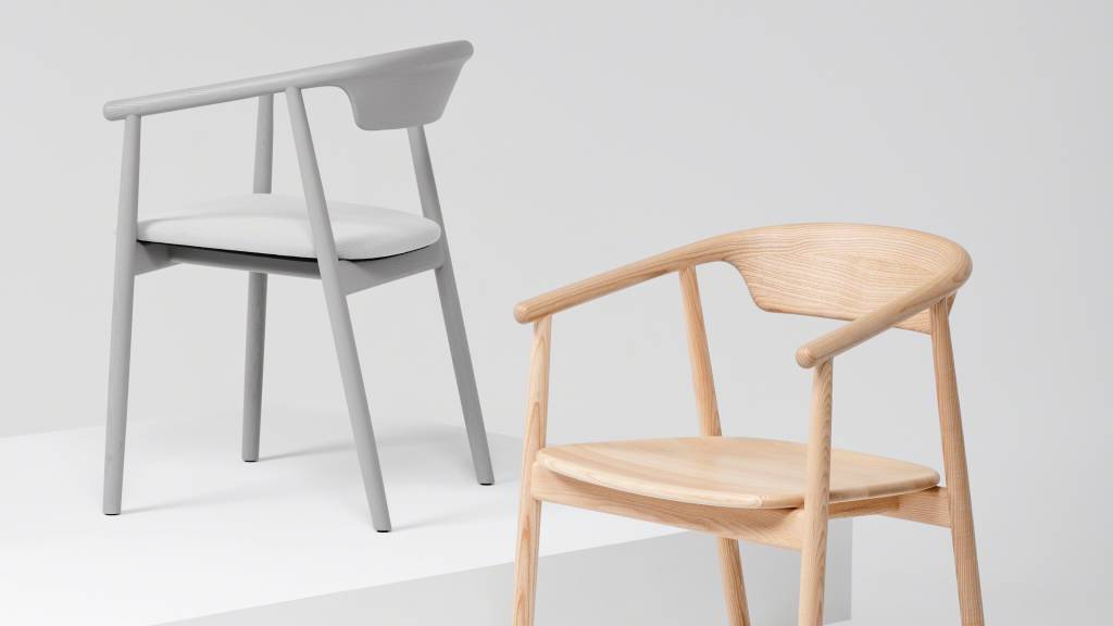 Leva chair