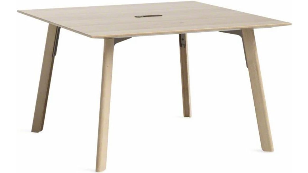 Verlay Square Table