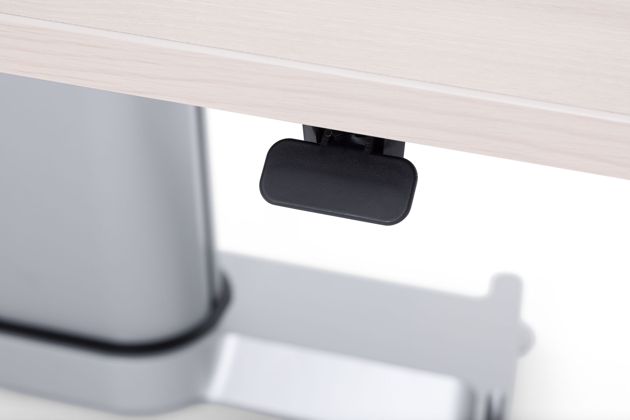 Airtouch Stand Up Workspace & Ergonomic Desk | Steelcase