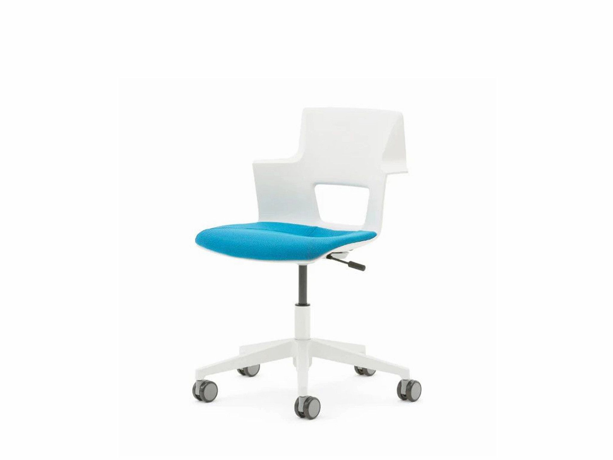Turnstone Shortcut 5-Star Adjustable Swivel Chair | Steelcase